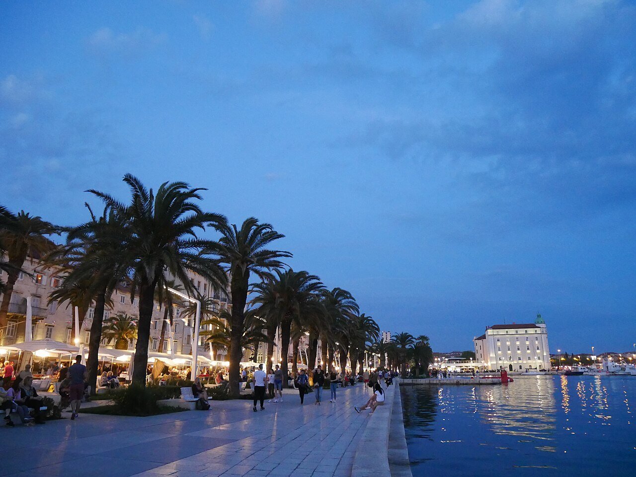 A slow waterfront-to-old-town idea in Split