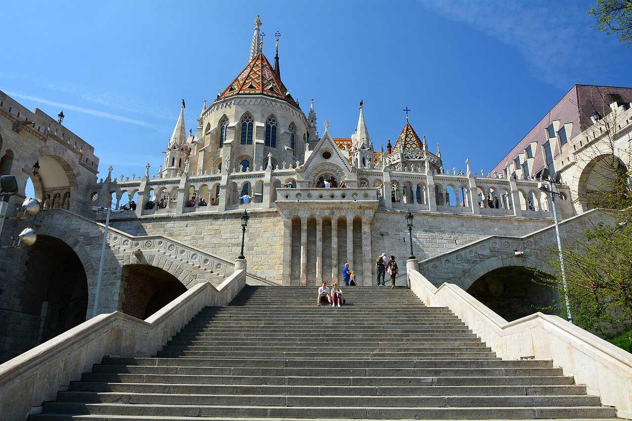 Budapest daydream: the steps, the skyline and a slower morning
